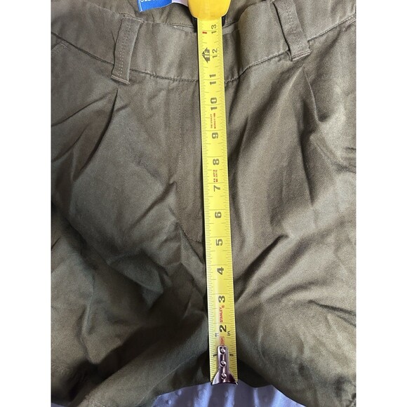 Old Navy Shorts 2.0 Women’s Size 14 Stretch Army Green Cargo‎ Pockets Casual - Picture 7 of 7